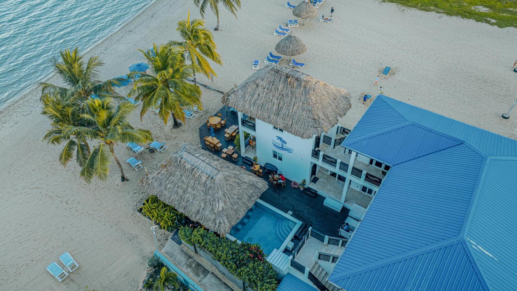Ocean Breeze Hotell Placencia Exteriör bild